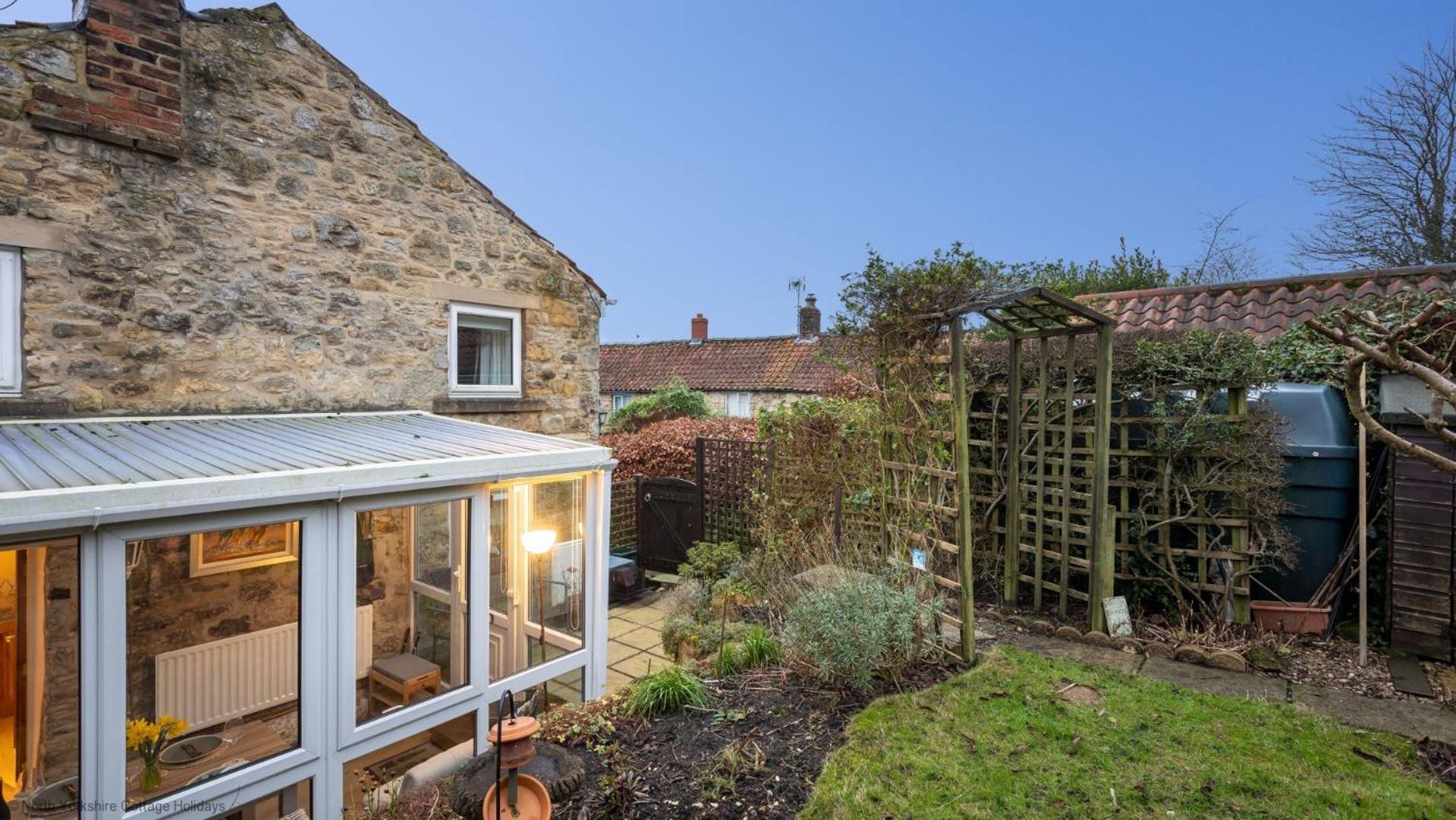 Picturesque Stone Cottage In The Heart Of North Yorkshire Village - Hideaway Cottage Exteriör bild