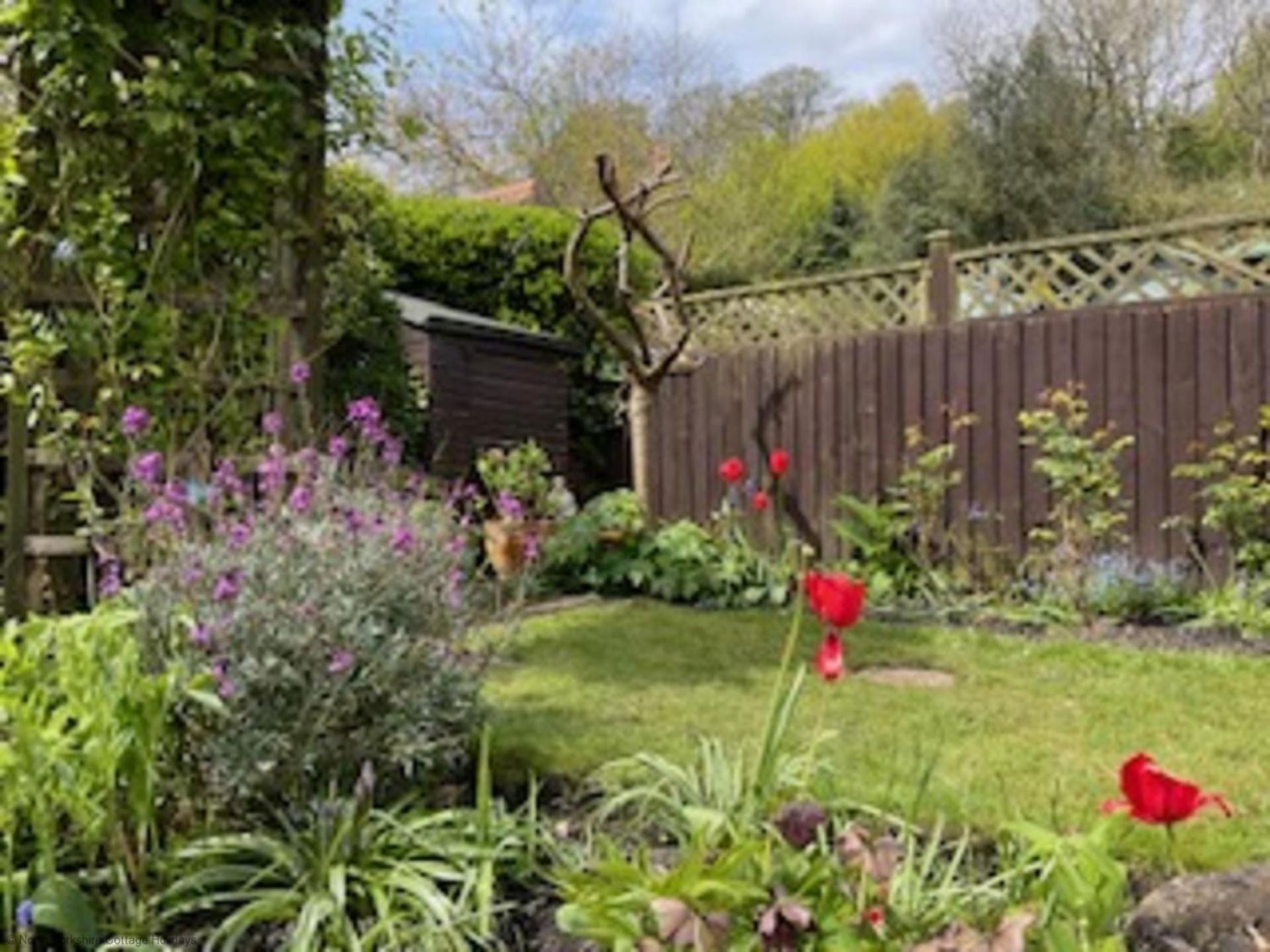 Picturesque Stone Cottage In The Heart Of North Yorkshire Village - Hideaway Cottage Exteriör bild